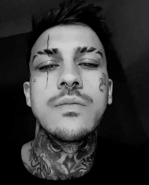 Lucas Seixas, tatuador em Curitiba